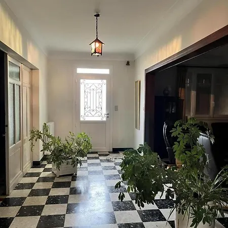 A Nouste بيت للعطل