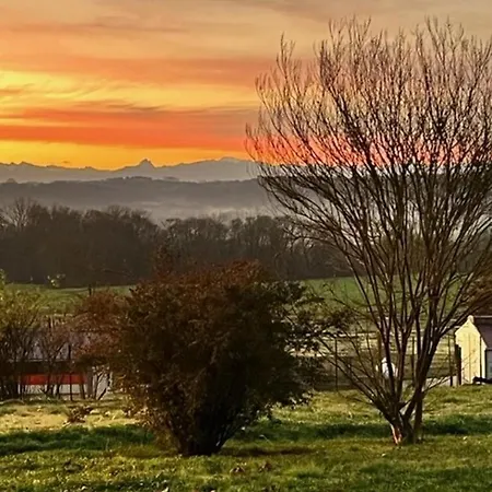 بيت للعطل A Nouste